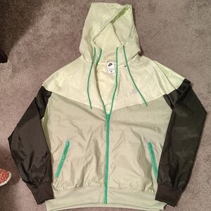 Nike Two-Tone Windbreaker Jacket